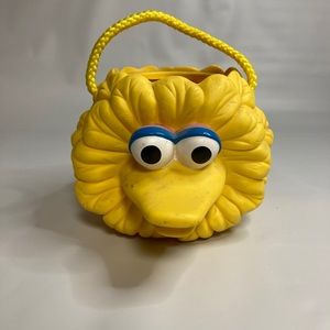 Sesame Street Big Bird Plastic Basket.